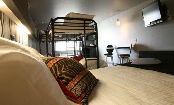 Metropolis Resort - Eau Claire Phòng bức ảnh