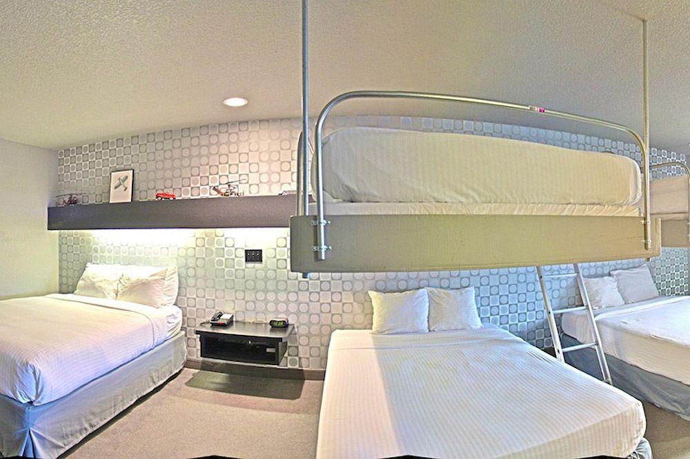 Metropolis Resort - Eau Claire Ngoại thất bức ảnh