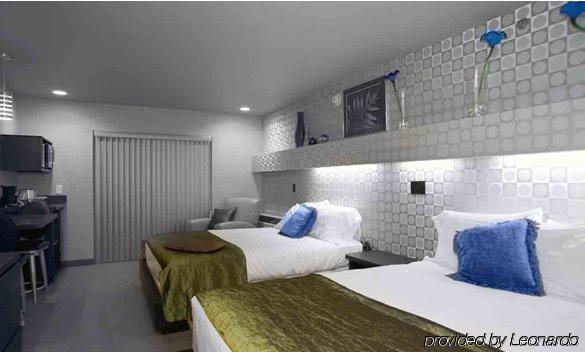 Metropolis Resort - Eau Claire Phòng bức ảnh