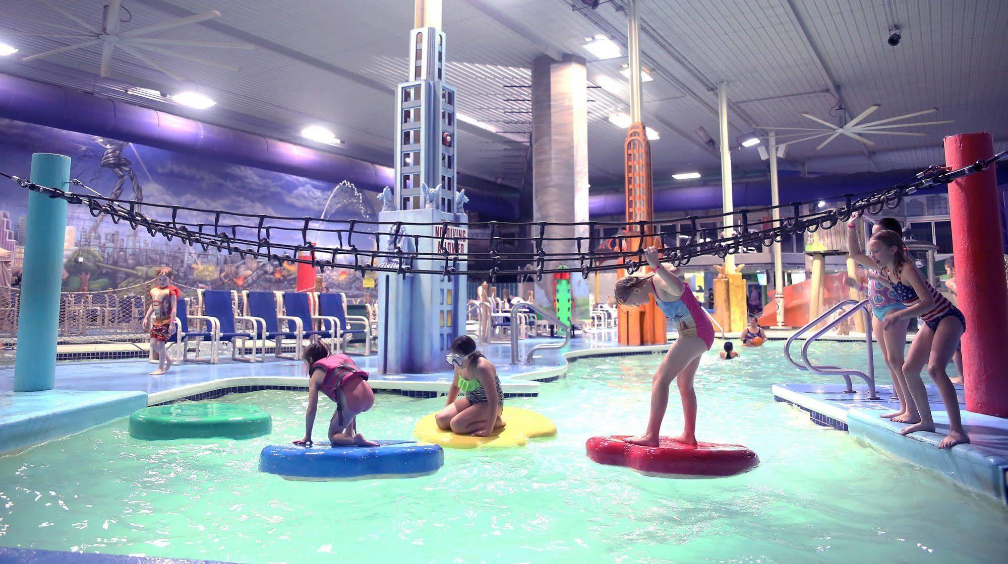 Metropolis Resort - Eau Claire Ngoại thất bức ảnh